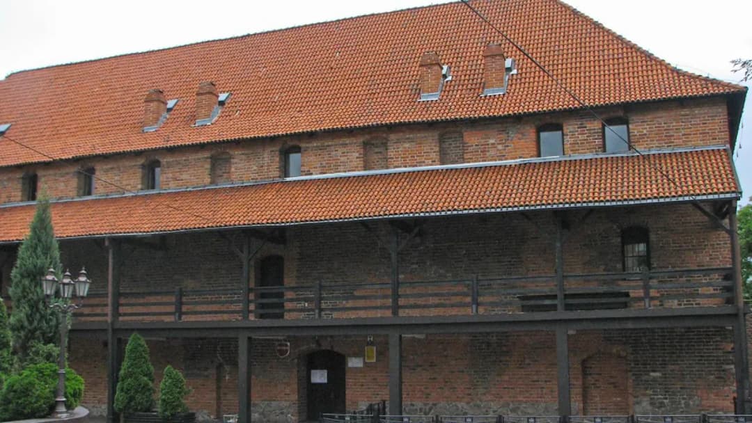 Zamek w Nowem: historia, atrakcje i tajemnice krzyżackiej budowli