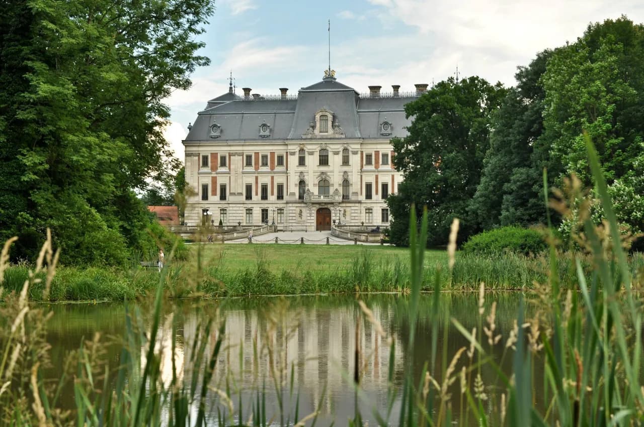 Zamek w Pszczynie godziny otwarcia - nie przegap wizyty w tym miejscu