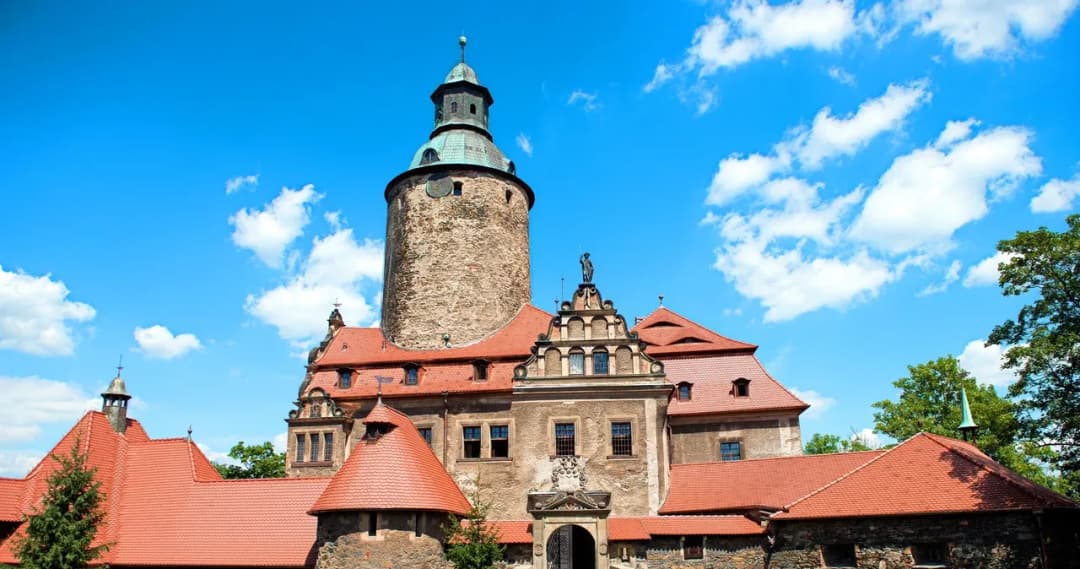 Nocleg w zamku – wyjątkowe doświadczenia w historycznych miejscach